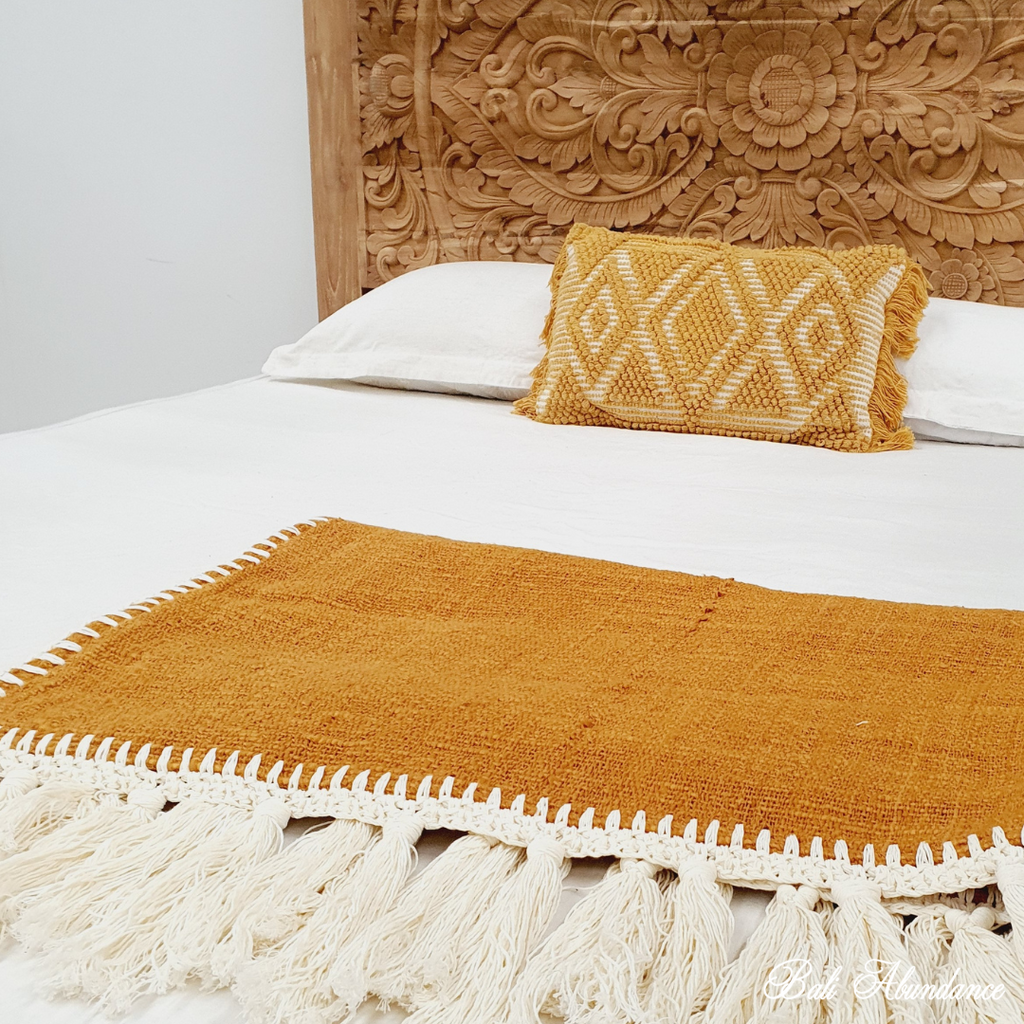 hand woven cotton tassel throw