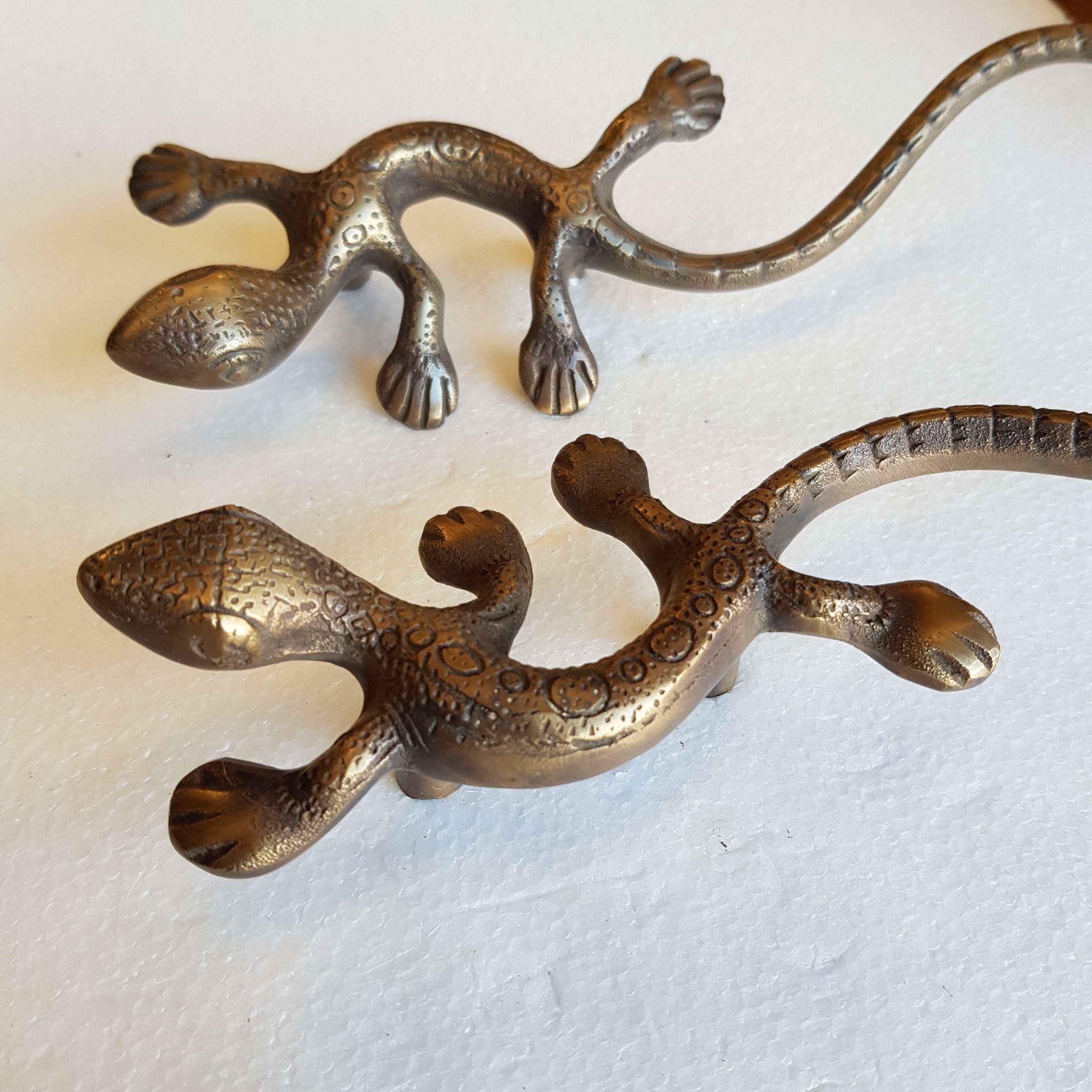 Antique Brass Gecko Lizard Door Handle Pair - Large – Bali Abundance