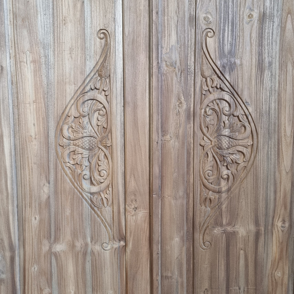 Bali doors